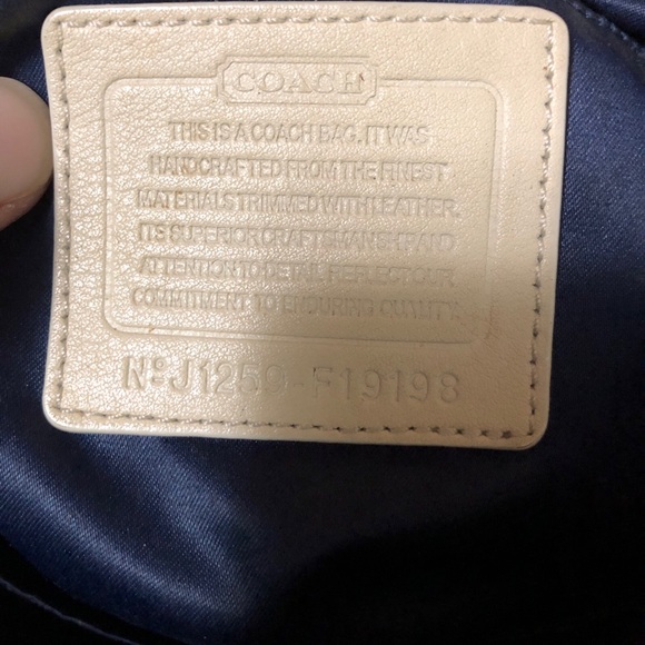 Coach Bag Authentic cream yellow colour genuine leather - Picture 9 of 9